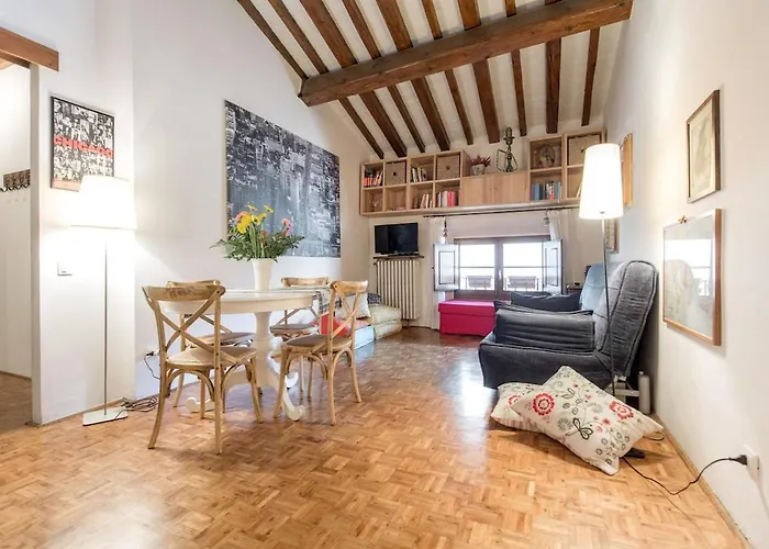 A Nest In The Heart Of Firenze